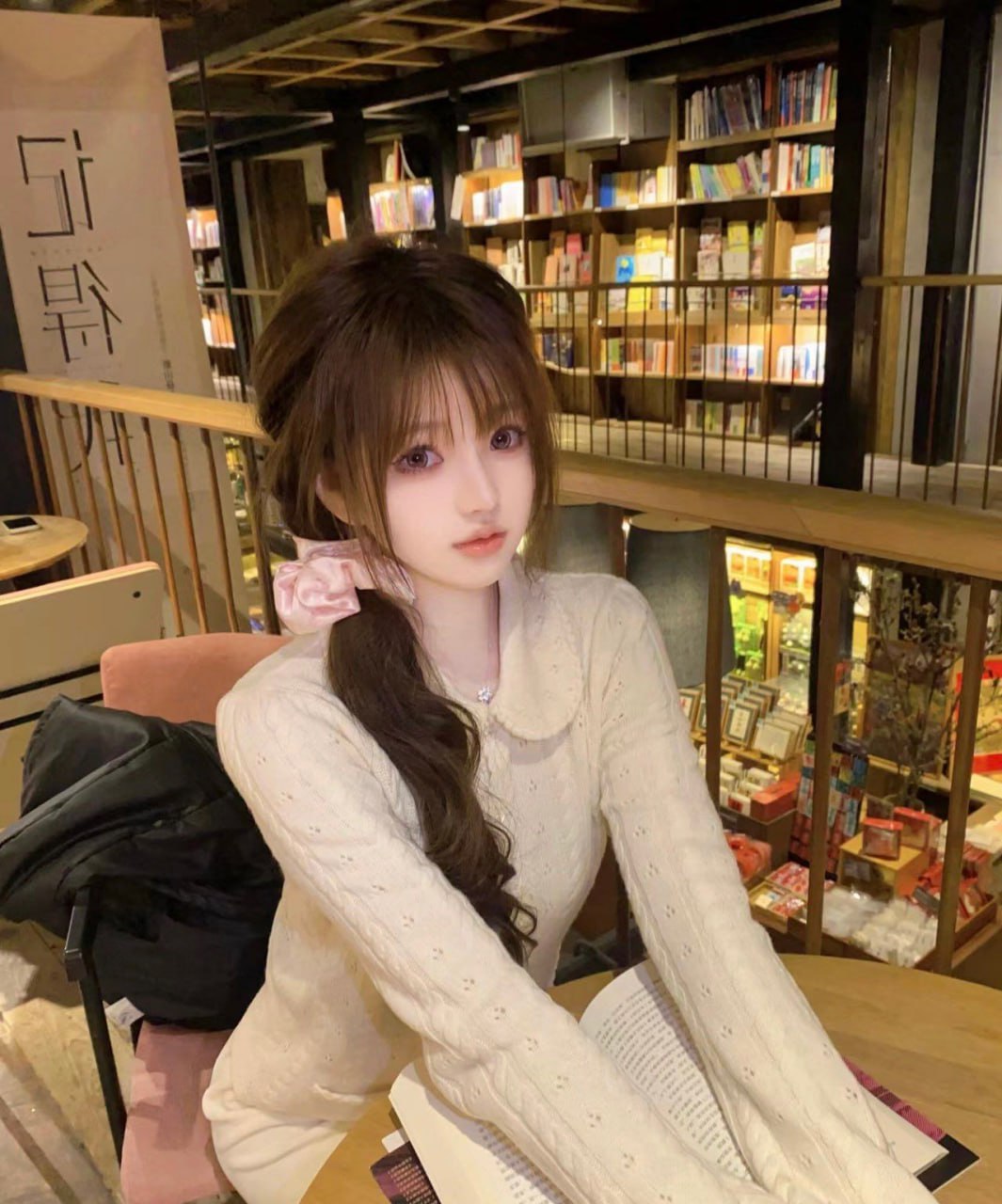 夜上海论坛茶艺师介绍场景拍摄